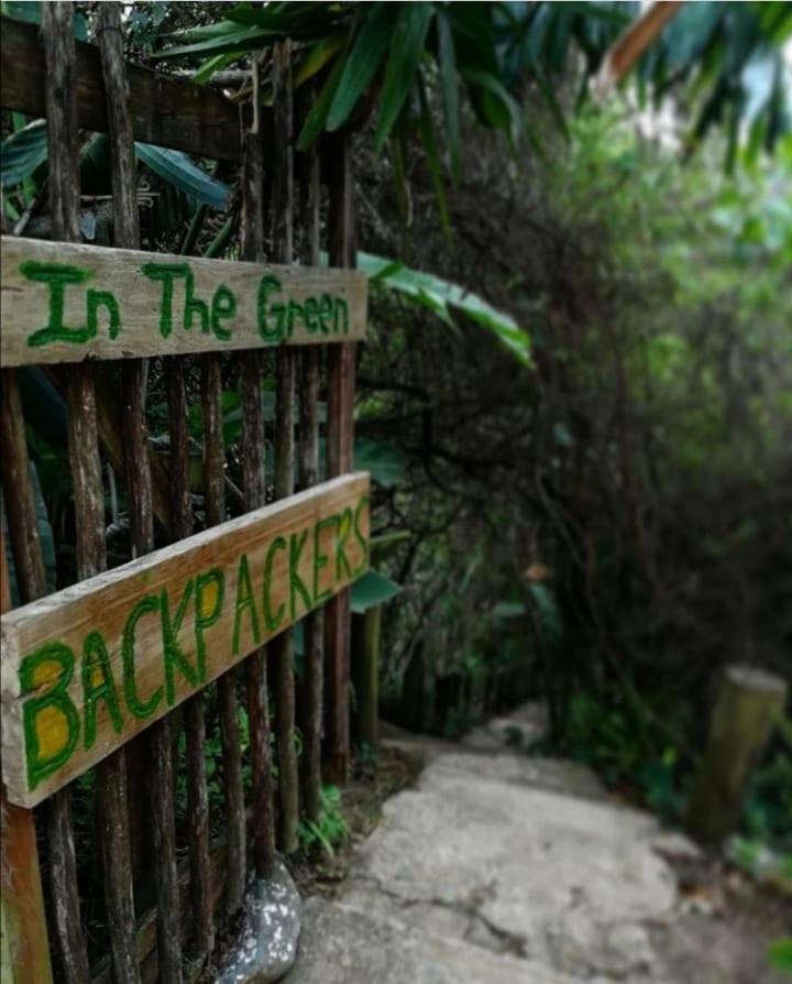 In The Green Backpackers Morgan's Bay Esterno foto
